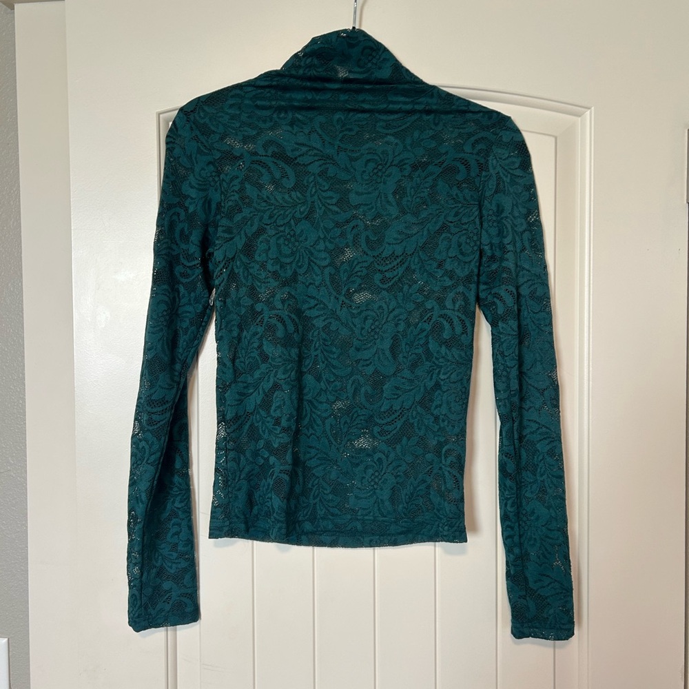 😍NWOT Joyfolie BEAUTIFUL Shade Teal Green Lace Top 💕